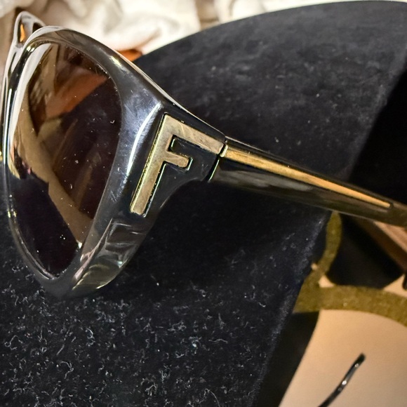Fendi Gold and Black Sunglasses vintage - Picture 1 of 17